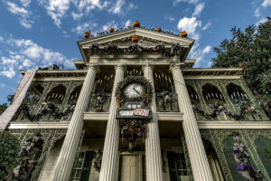 Hanuted Mansion image