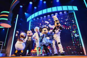 Mickeys Trick or Treat show